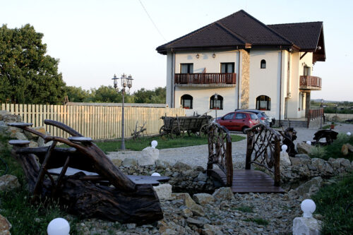 Pensiunea Terra Rosa - cazare Runcu Gorj